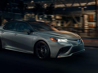 2022-toyota-camry-hero2