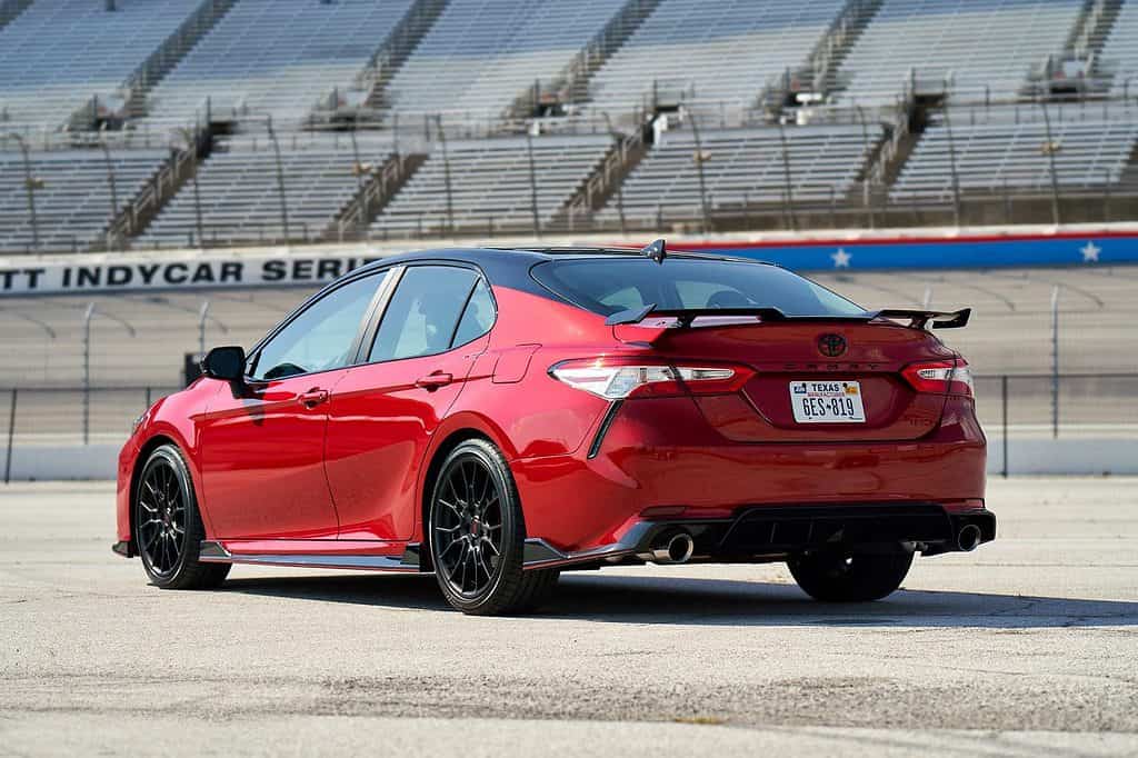 toyota-camry-eighth-generation-2020-TRD