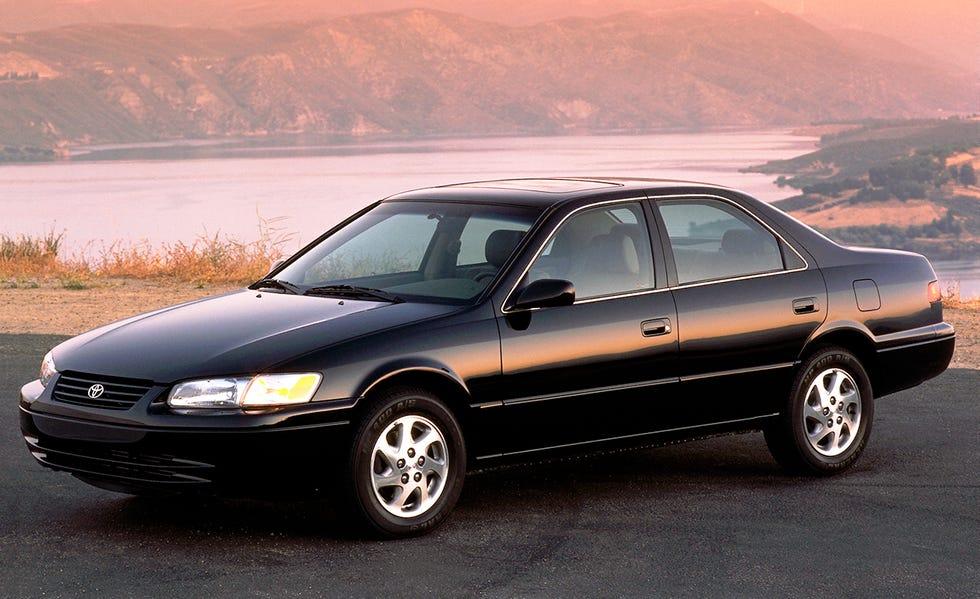 toyota-camry-fourth-generation-sedan