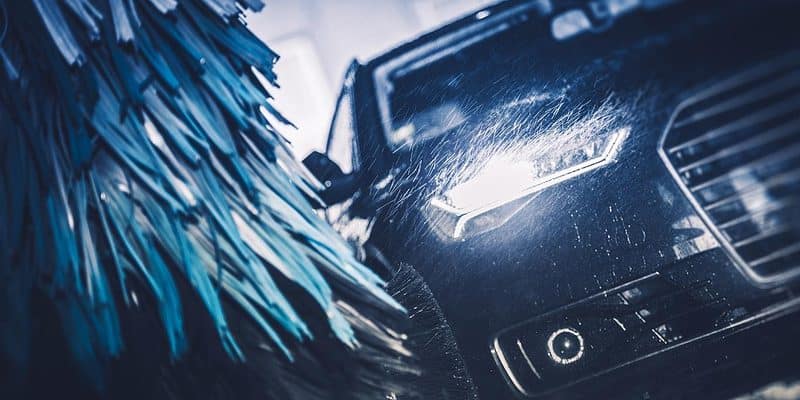 Car washing a black car